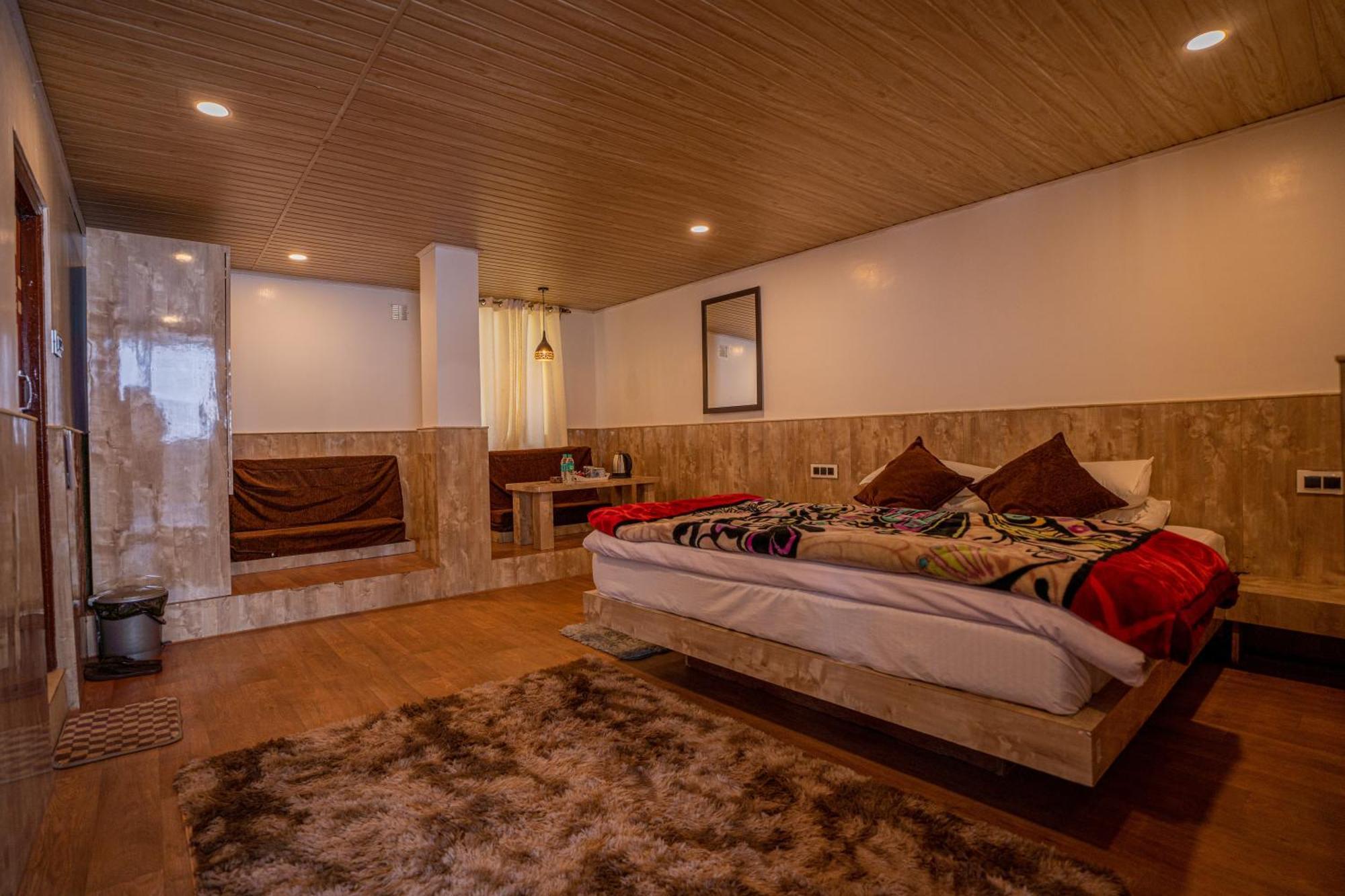 Darjeeling Guest House Deluxe Екстериор снимка